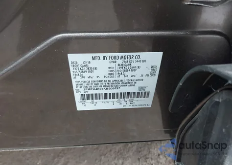 2019 Ford Edge Titanium z USA, uszkodzony, nr VIN 2FMPK4K93KBB30797